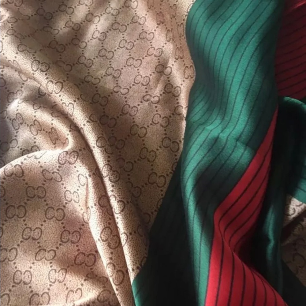 Scarf - Picture 2 of 2